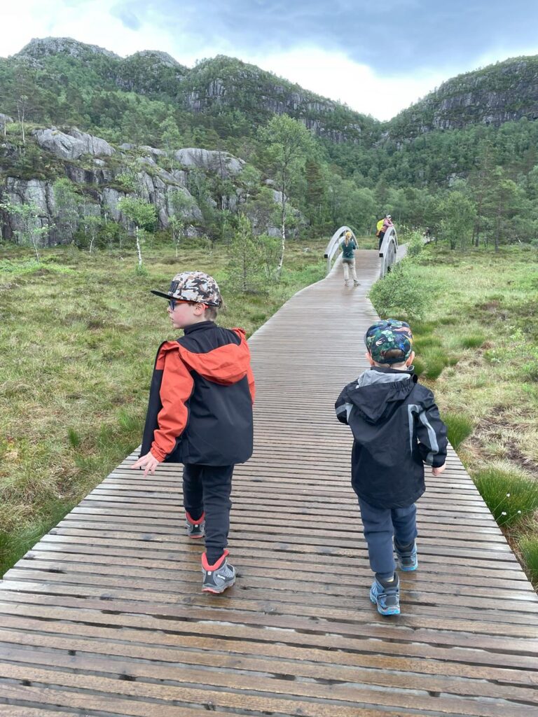 rodzinne wspinaczki po górach